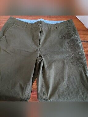 Talbots Olive Green Embroidered Cotton Blend Pants. Size 12. Embroidered